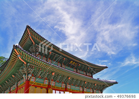Changdeok Palace, a symbol of Seoul's traditional culture and the beauty of Korean architecture 49376698