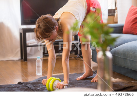 美容健身運動服一人肌肉訓練居家 49378666