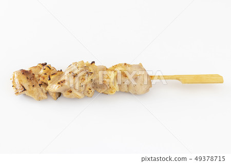 Grilled chicken thigh meat with salt 49378715