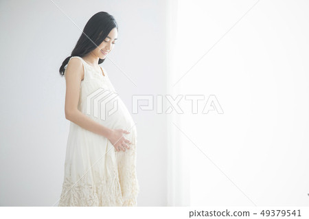 年輕孕婦 49379541