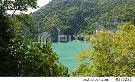 ko mae ko emerald saltwater lake ko mae ko emerald saltwater lake 49385226