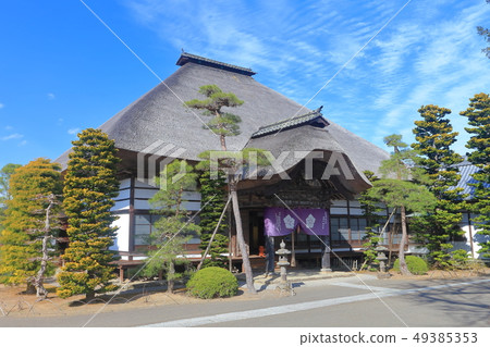 [Nagano Prefecture] Main temple of Maeyama Temple under sunny weather 49385353