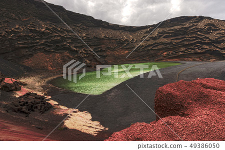 The Green Lagoon - Lago Verde - El Golfo 49386050