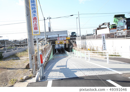 地下通道 49391046