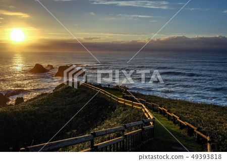 Dawn of Kiritappu Point Dawn of Kiritappu Point 49393818