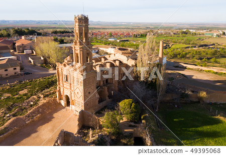 Aerial view of ruins of Belchite 49395068