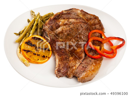 Entrecote with asparagus and orange Entrecote with asparagus and orange 49396100