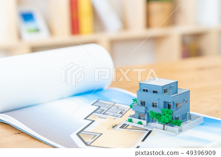 房地產微型模型房子家庭金錢 房地產微型模型房子家庭金錢 49396909