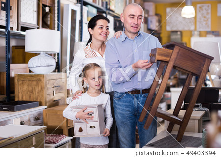 spouses with a daughter is choosing new curbstone spouses with a daughter is choosing new curbstone 49403394