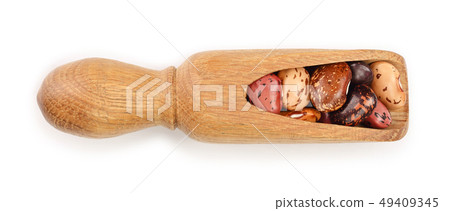 variegated kidney bean in wooden spoon isolated on white background. Top view. Flat lay 49409345