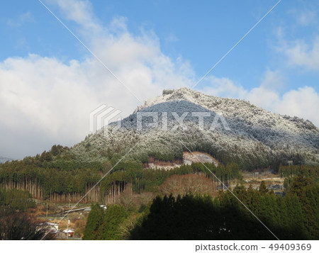 春雪山 春雪山 49409369