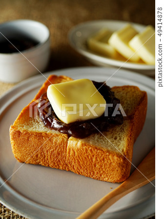 Ogura toast (red butter toast) Ogura toast (red butter toast) 49414878