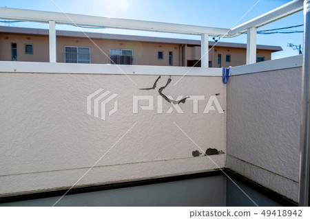 Veranda repair 49418942