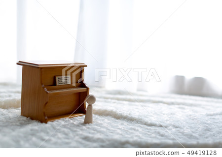 Letter Piano Letter Piano 49419128