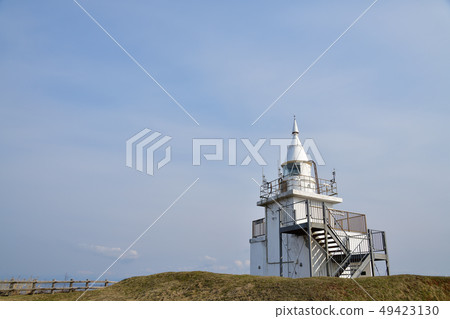 在早春拍攝了江戶町柏島燈塔的早晨風景 在早春拍攝了江戶町柏島燈塔的早晨風景 49423130