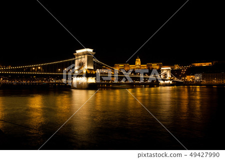 Buda Castle and Chain Bridge at night in Budapest Buda Castle and Chain Bridge at night in Budapest 49427990