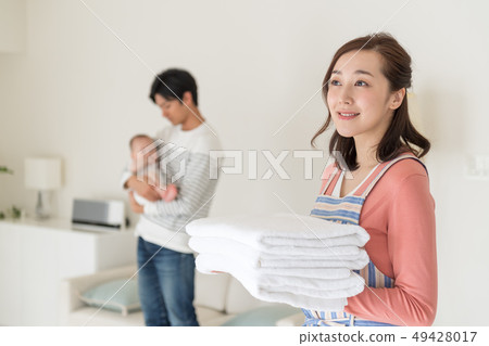 Mom, housework, family, parent and child, family, baby 49428017