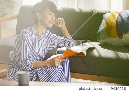 女性生活方式 49430018