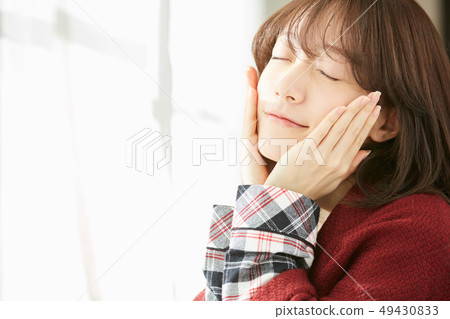 Female Lifestyle Beauty Female Lifestyle Beauty 49430833