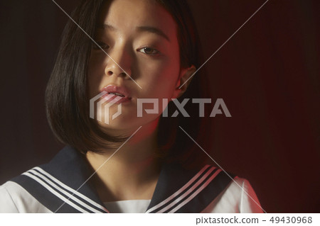 高中女孩形象憤怒 高中女孩形象憤怒 49430968