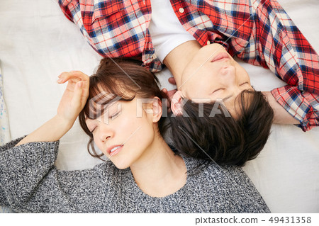 Couple lifestyle Couple lifestyle 49431358