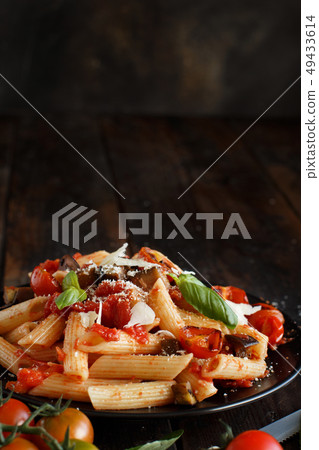 Penne alla norma 49433614