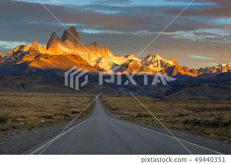 Fitz Roy 49440351