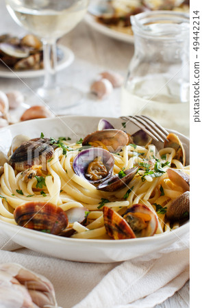 Linguini with clams Linguini with clams 49442214