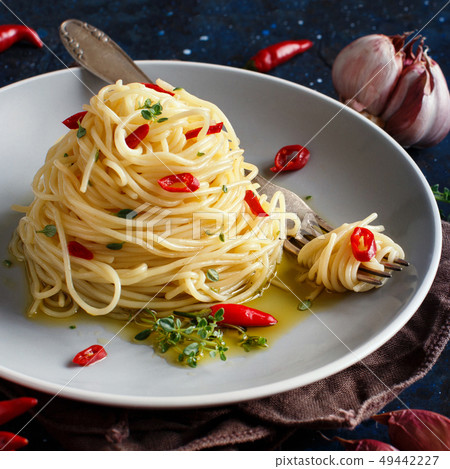 Spaghetti with garlic, olive oil and hot red 49442227