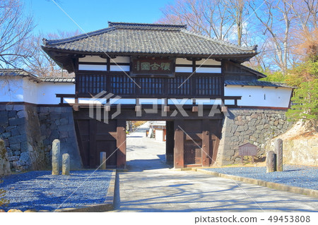 [Nagano Prefecture] Small castle under the clear sky Sanonmon 49453808