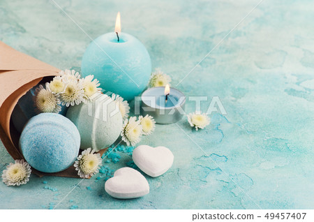Spa products with bath bombs 49457407