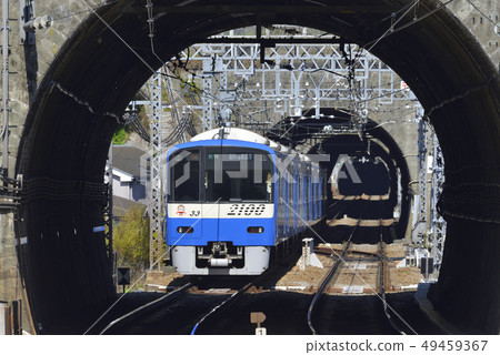 Miura Peninsula [Keikyu Express] Continuous tunnel section 49459367