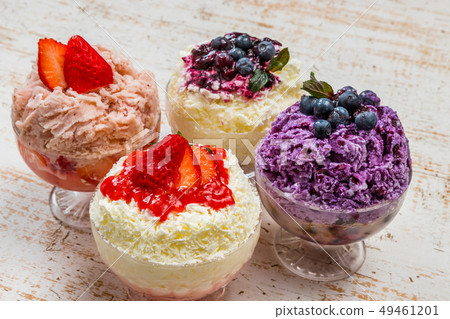 Shaved ice in Asia Shaved ice that Asian fruit 49461201