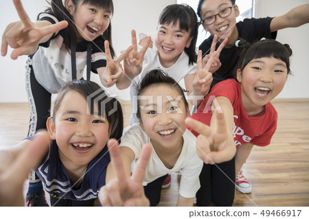 孩子們跳舞教室形象 49466917