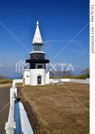 Photographed with a clear sky the Motatada lighthouse, Hokkaido's secluded town, at the height of Japan's highest sea level Photographed with a clear sky the Motatada lighthouse, Hokkaido's secluded town, at the height of Japan's highest sea level 49476701