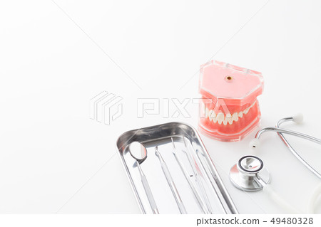 Dentist image Dentist image 49480328