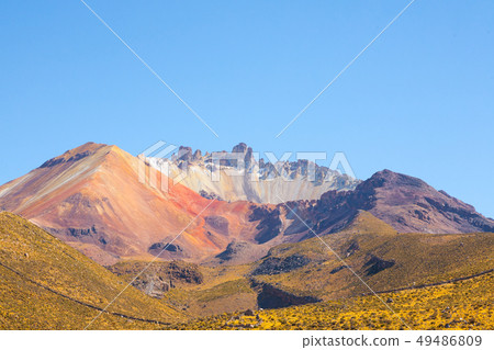 Tunupa volcano from Chatahuana viewpoint 49486809