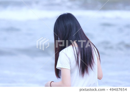 Seaside women 49487654