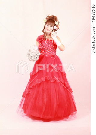 Red Collar Long Dress Ladylike Whole Body Holding a basket with the right hand, smiling woman putting her left hand on the cheek 49488516