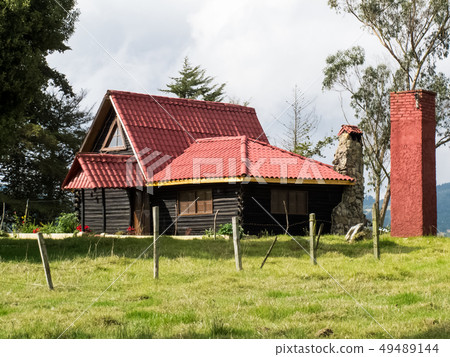 Beautiful wooden countryside house in Colombia Beautiful wooden countryside house in Colombia 49489144