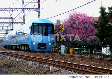The railway and spring of the four seasons 49491863