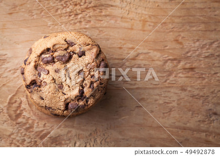 Cookies with chocolate chips. 49492878
