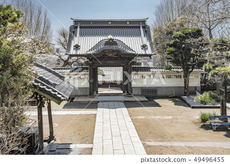 Ryuguchi Temple Sanmon (Fujisawa City Katase) 49496455