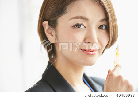 Business woman 49496988