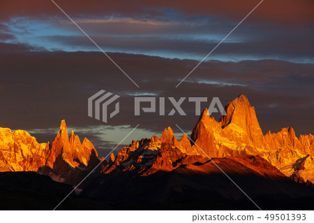 Fitz Roy 49501393