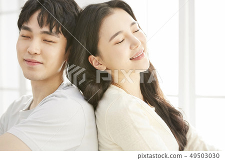 Couple lifestyle 49503030