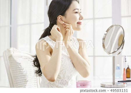 Women beauty 49503131