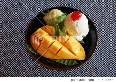 Mango sticky rice Thai style dessert Mango sticky rice Thai style dessert 49504768