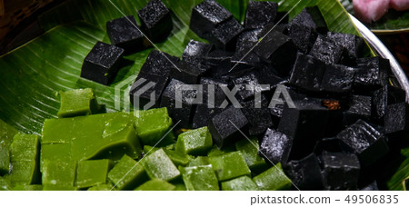 Black Coconut Sweet Pudding (Kanom Piakpoon), Thai 49506835