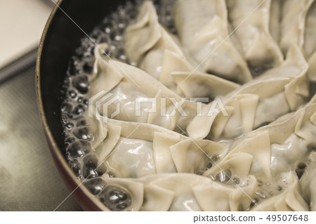 [G子] 49507648